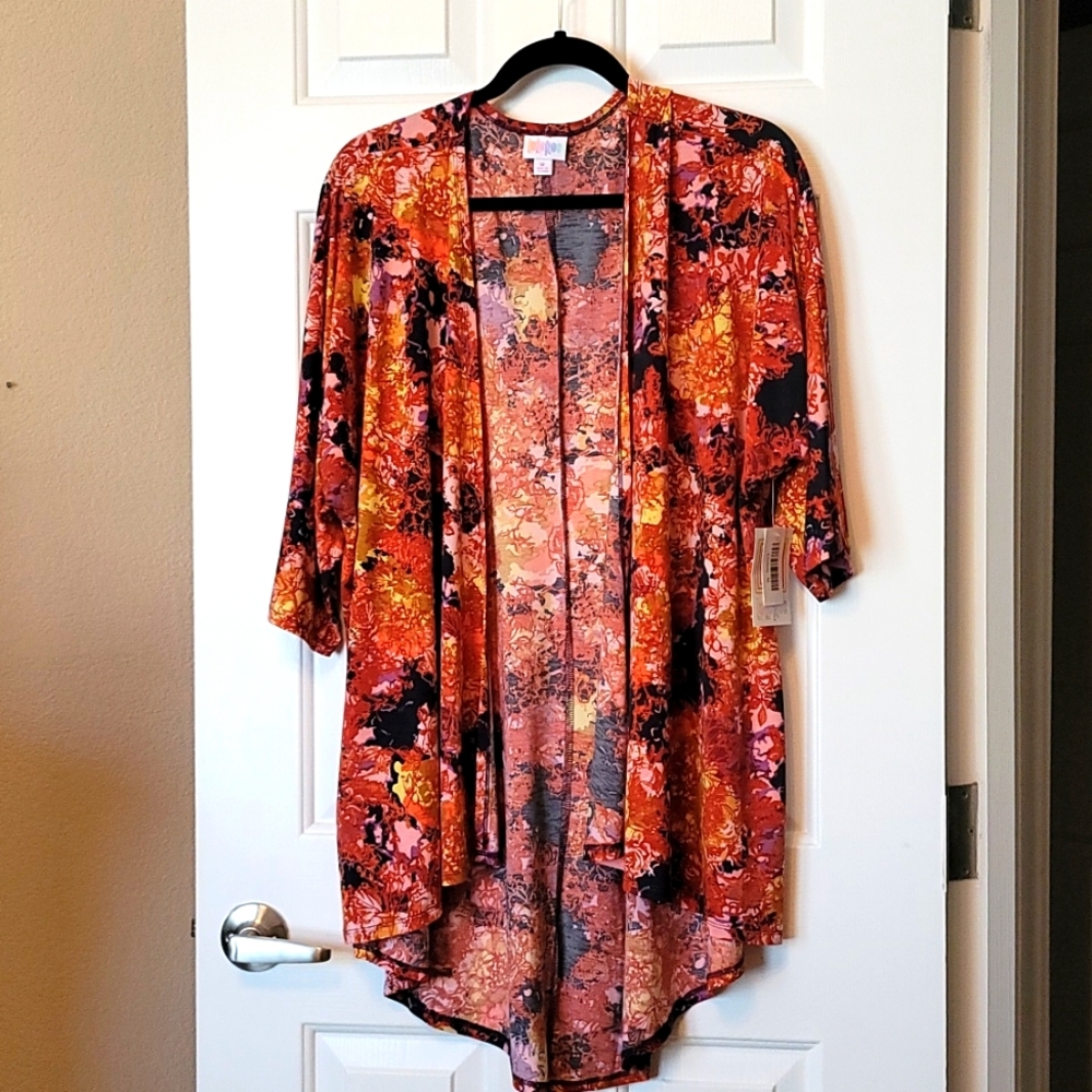 LULAROE LINDSAY MEDIUM NWT
